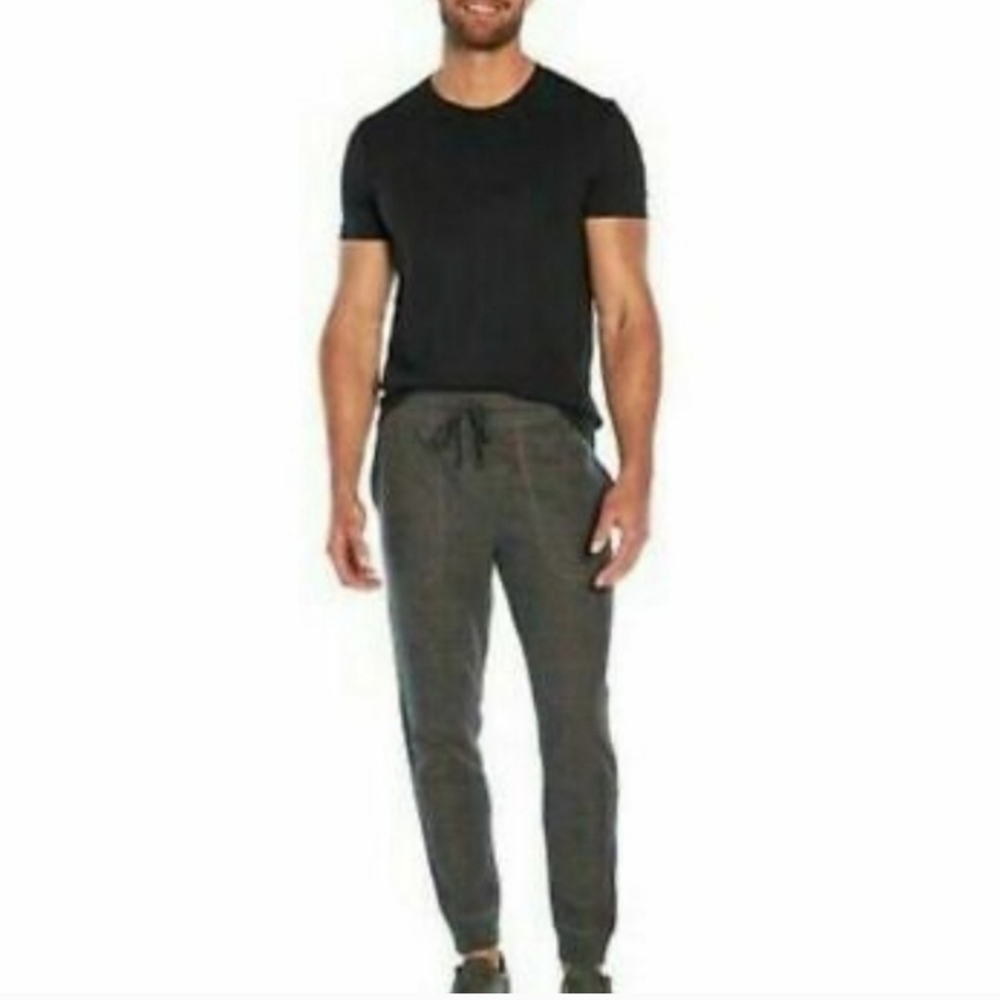 NWT, Banana Republic Men's Large black/white brushed waffle jogger